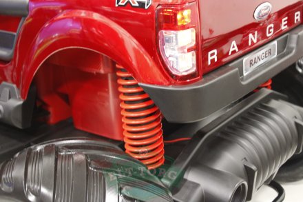 Детский электромобиль FORD RANGER MONSTER TRUCK 4WD DK-MT550 красный