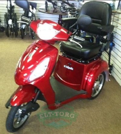 электроскутер Trike 700 - в шоуруме